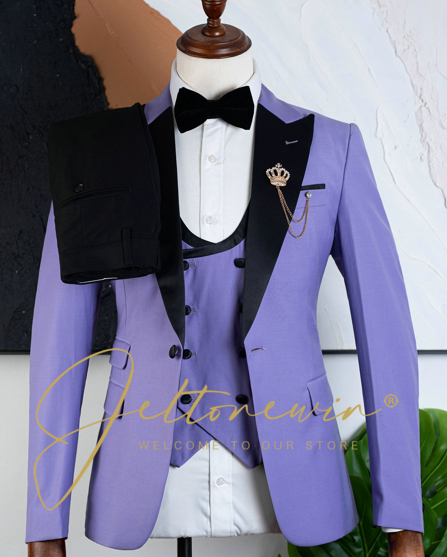 Men's Purple Three Piece Tuxed - Men Formal Wear Purple recensione e prezzo